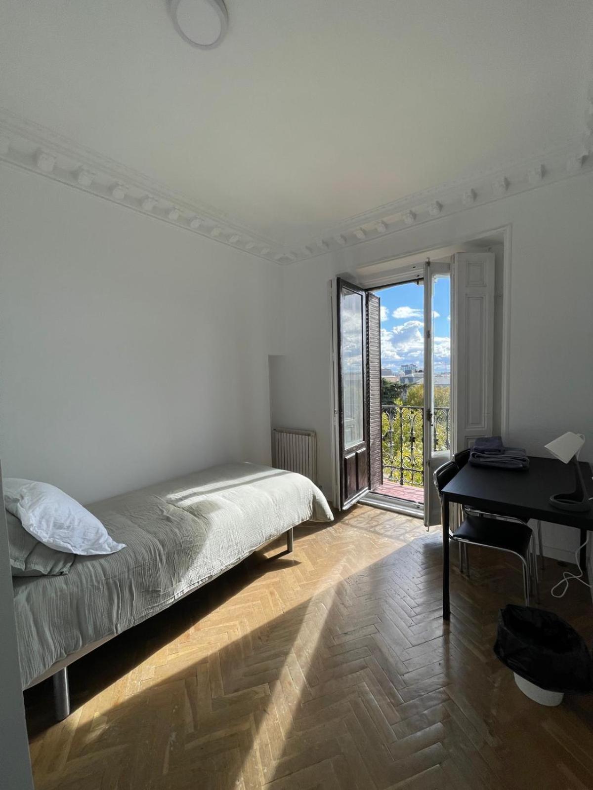 Madrid First Stop- Lope De Vega'S Dream Coliving 외부 사진